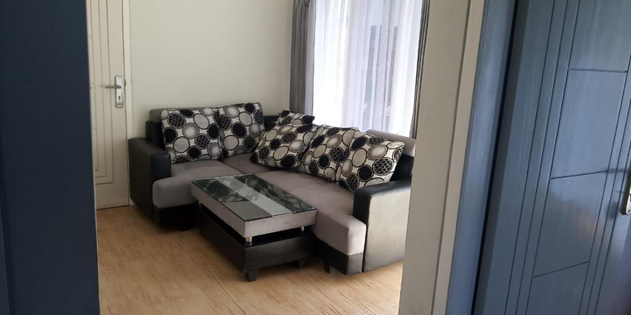 Bromo Otix Guest House Room photo